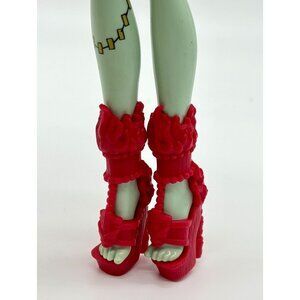 Monster High Doll Jinafire Long Ghouls Getaway Red High Heel Flame Shoes